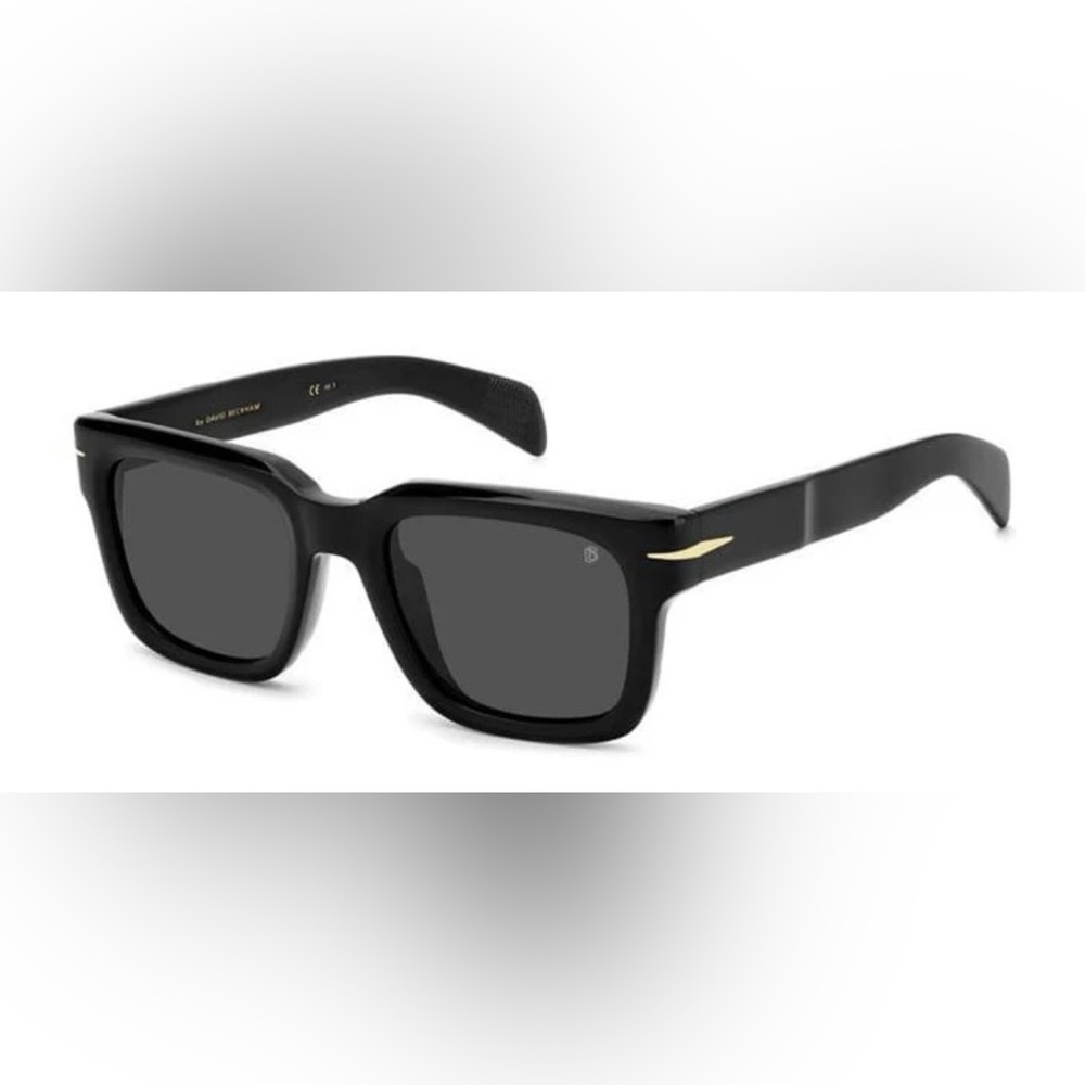 David Beckham Men’s Sunglasses (NWT)